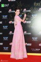 2013微博之夜红毯 Angelababy粉嫩纱裙如仙子