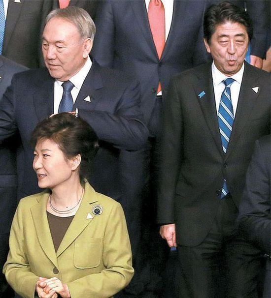 朴槿惠被指无视安倍用韩语示好 日媒批其无礼