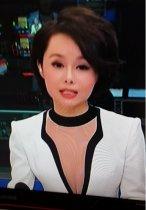 CCTV5女主播穿 肉色内衣若隐若现