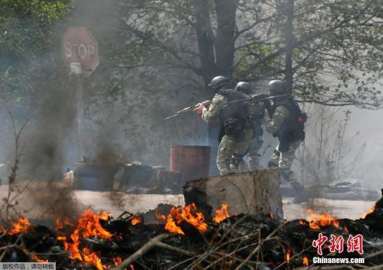 乌内务部：国民近卫军全面封锁斯拉维扬斯克