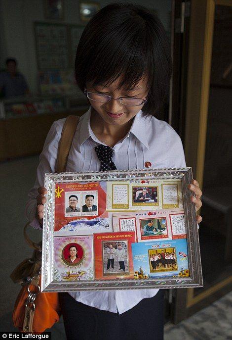 朝鲜少女坚信汉堡系金正日发明 米老鼠是中国的