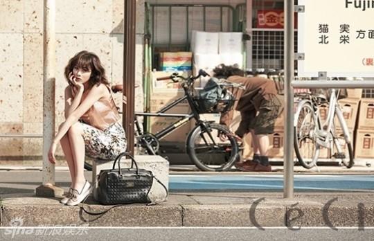 4minute泫雅日本街头拍写真可爱不失性感,4minute泫雅日本街头拍写真可爱不失性感