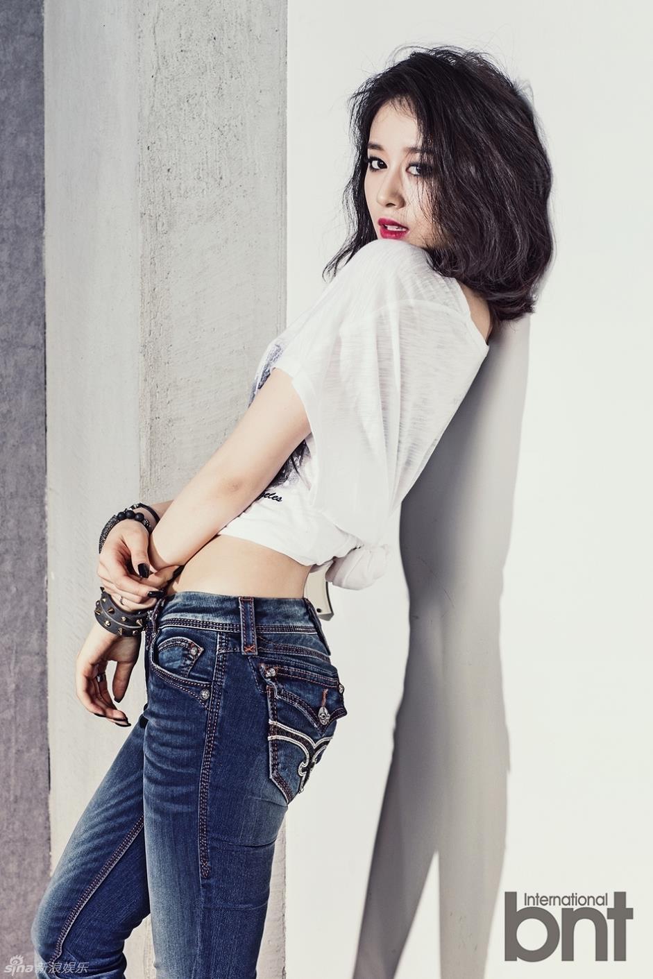 T-ara智妍写真 紧身牛仔秀性感身材,T-ara智妍写真 紧身牛仔秀性感身材