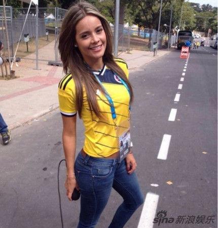哥伦比亚美艳记者抢镜 被评为世界杯女神,哥伦比亚美艳记者抢镜 被评为世界杯女神