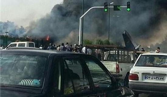 伊朗客机起飞数秒后即坠毁 疑因发动机故障