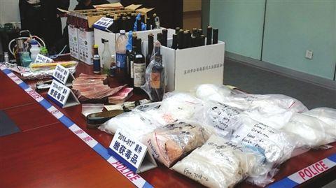 苏州警方抓获24名贩毒嫌疑人