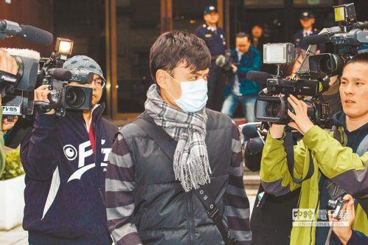 台北夜店杀警案14人交保 被告诫勿到声色场所
