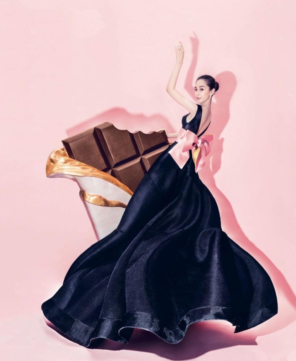 Angelababy粉红公主写真古灵精怪,Angelababy和梦幻巧克力