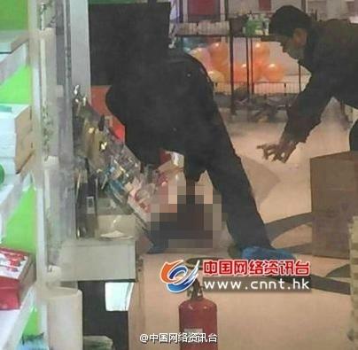 陕西延安一商场发生砍人事件 传3人被砍1人被割头