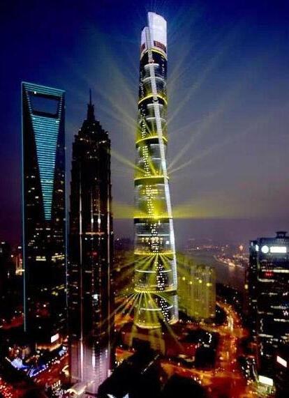 “上海中心”6月或开放 观光电梯1分钟上119层