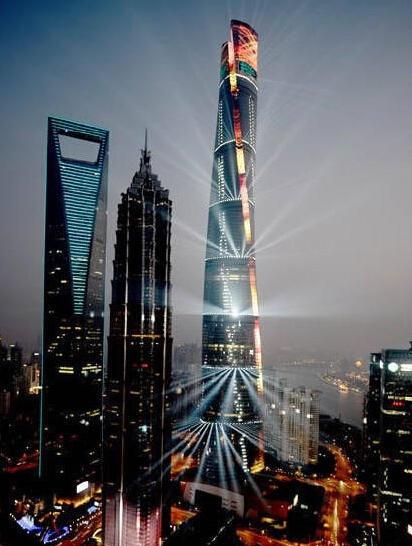 “上海中心”6月或开放 观光电梯1分钟上119层
