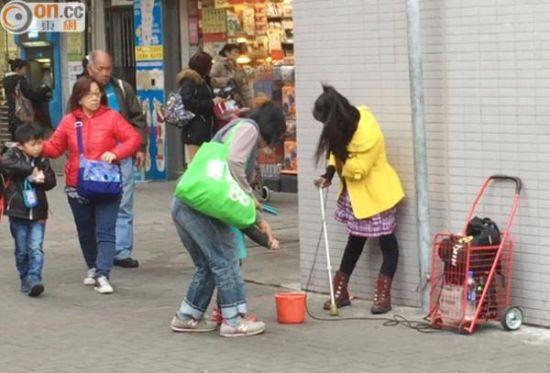 香港出现多名操国语乞丐:每隔一周换一批新人