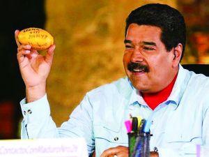 委内瑞拉总统遭人用"芒果"砸头 不追究反赠公寓