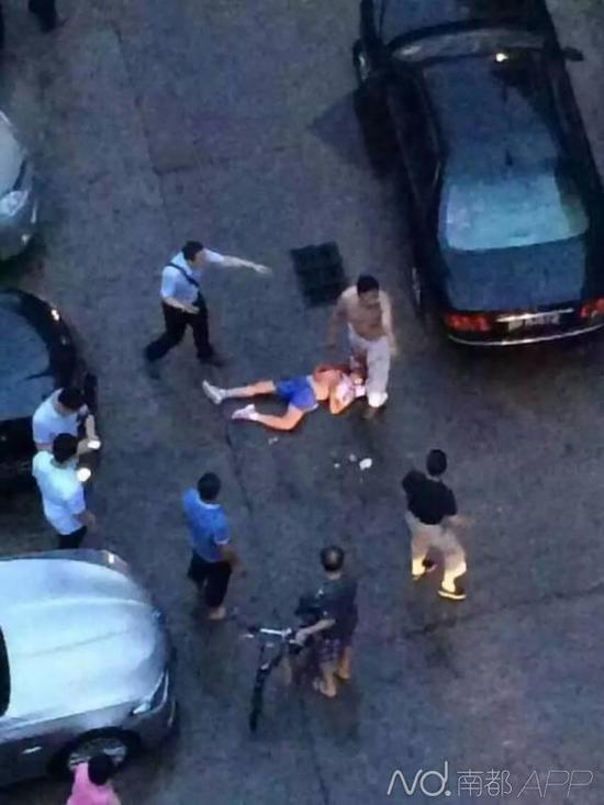 深圳男子当街砍伤6名路人 一儿童重伤不治身亡