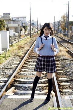 日本写真偶像木嶋ゆり高中女生制服短裙内衣写真