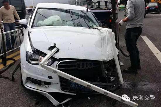 广东珠海女司机连撞4车 辩称来月经大脑一片空白