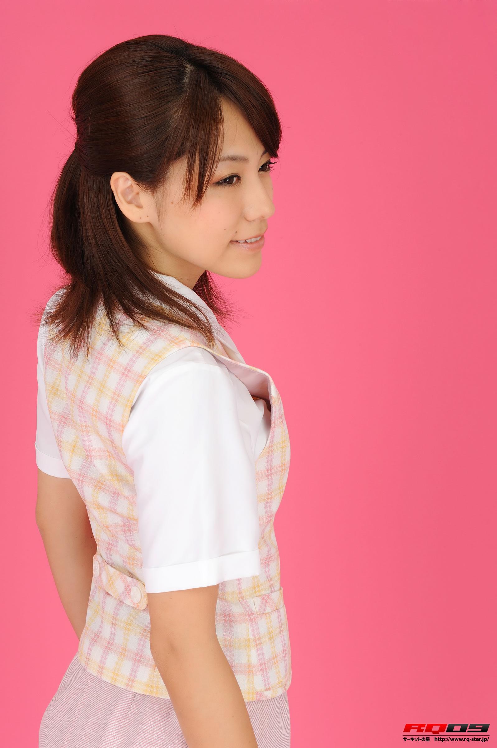 [RQ-STAR写真]NO.00178 性感女秘书 柏木美里（かしわぎ みさと,Misato Kashiwagi）粉色制服加短裙私房写真集,