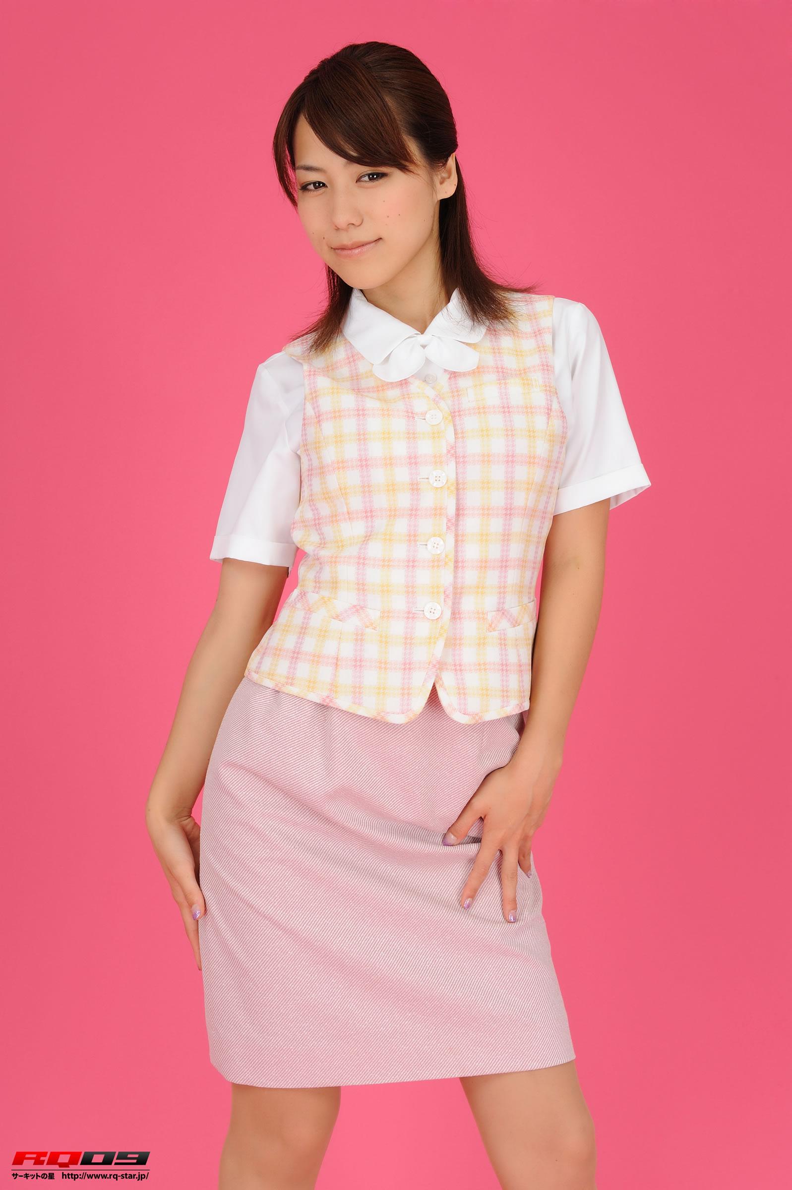 [RQ-STAR写真]NO.00178 性感女秘书 柏木美里（かしわぎ みさと,Misato Kashiwagi）粉色制服加短裙私房写真集,
