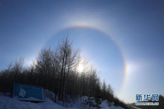 内蒙古根河-48℃极寒天气中现日晕(图)