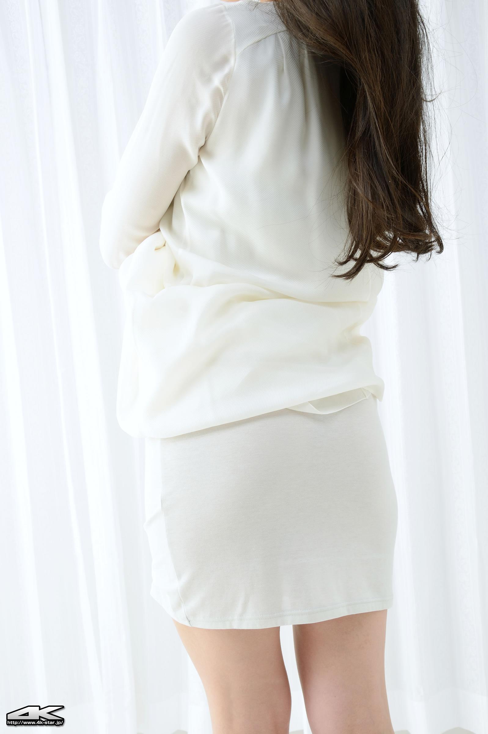 [4K-STAR套图]No.00224 上杉智世（橋本千恵，Tomoyo Uesugi）白色睡裙加蓝色蕾丝内衣性感私房写真集,
