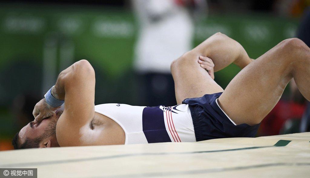 里约体操赛场惊现“登巴巴”惨剧 法国名将不幸断腿