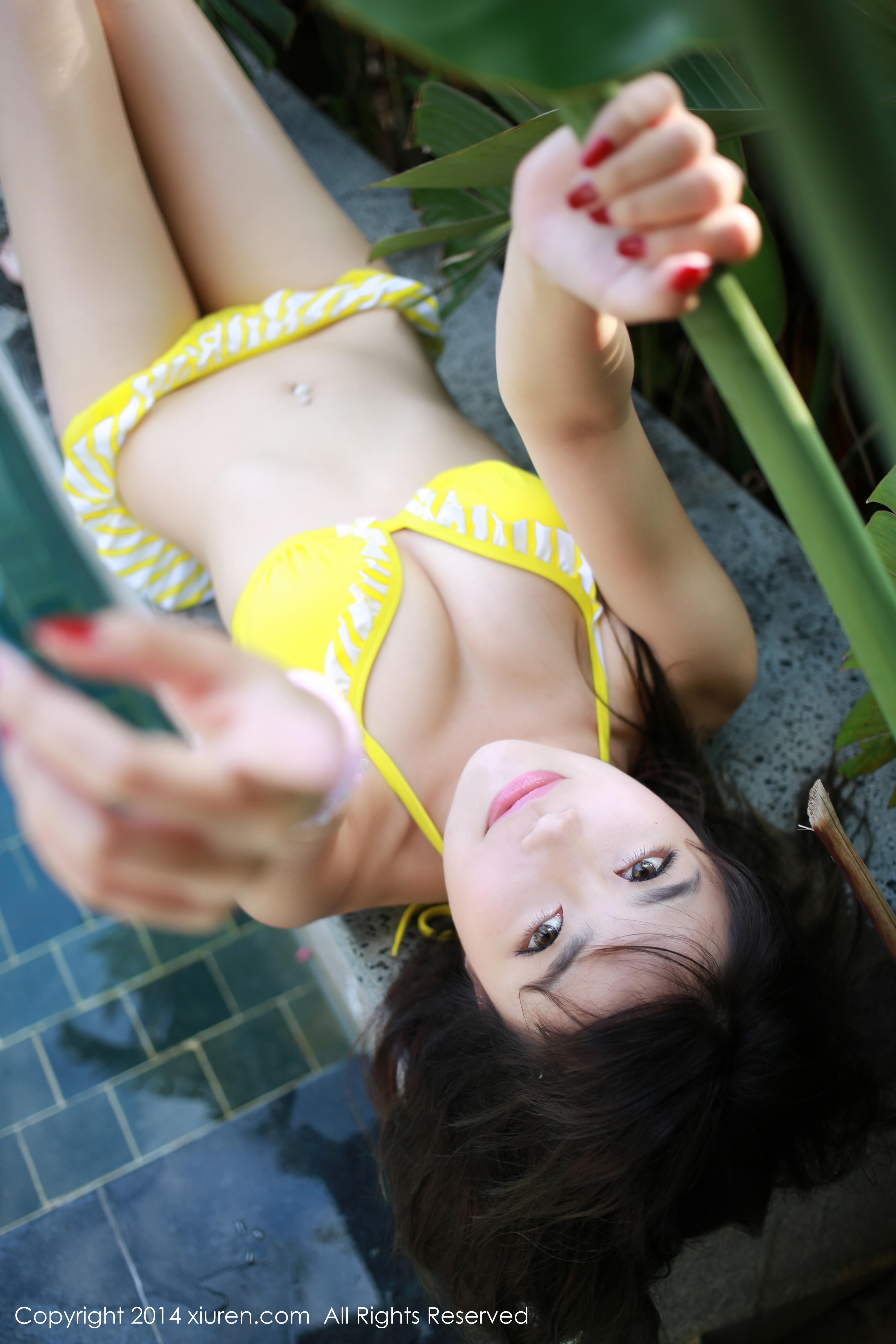 [XIUREN秀人网]XR20140531N00146 童颜巨乳美女模特 海南三亚 比基尼泳装性感私房写真合集,