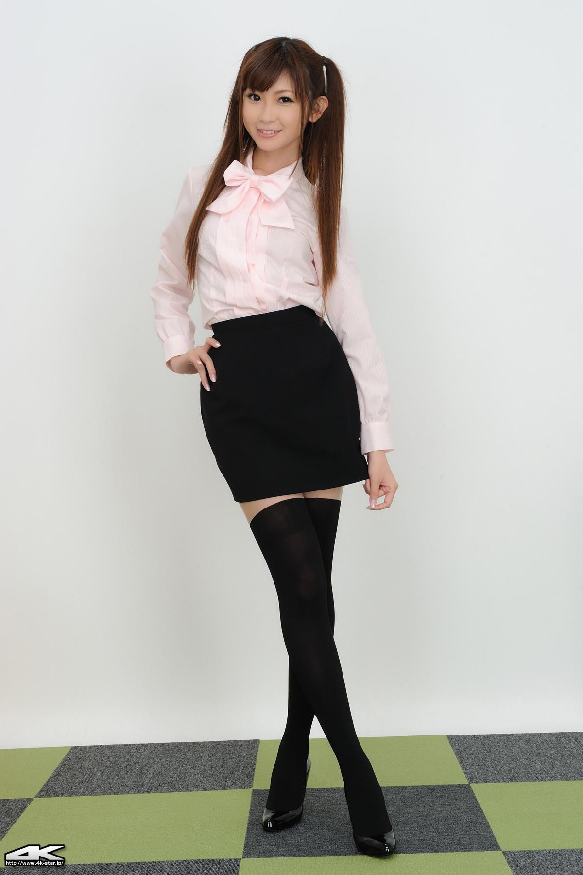 [4K-STAR套图]No.00014 佐崎愛里（ささき あいり，Airi Sasaki）粉色衬衫加黑色包臀短裙与黑色丝袜美腿写真,