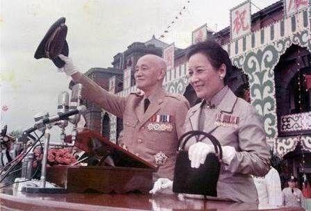 蒋介石虽然退守台湾，但他做的这件事至今让人敬佩