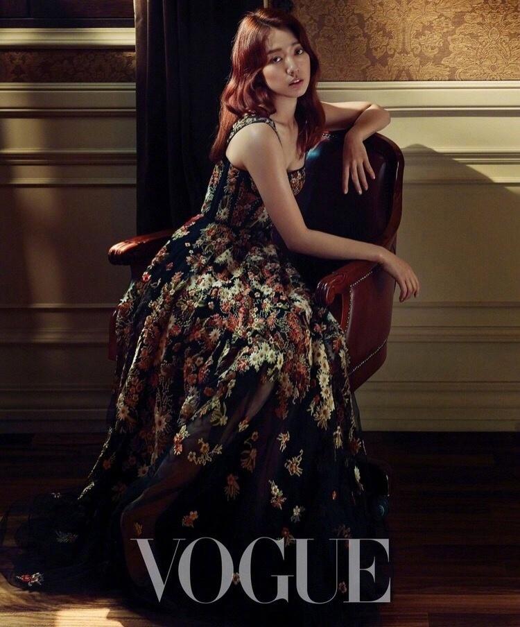 Vogue Taiwan June 2017 杂志封面 朴信惠,