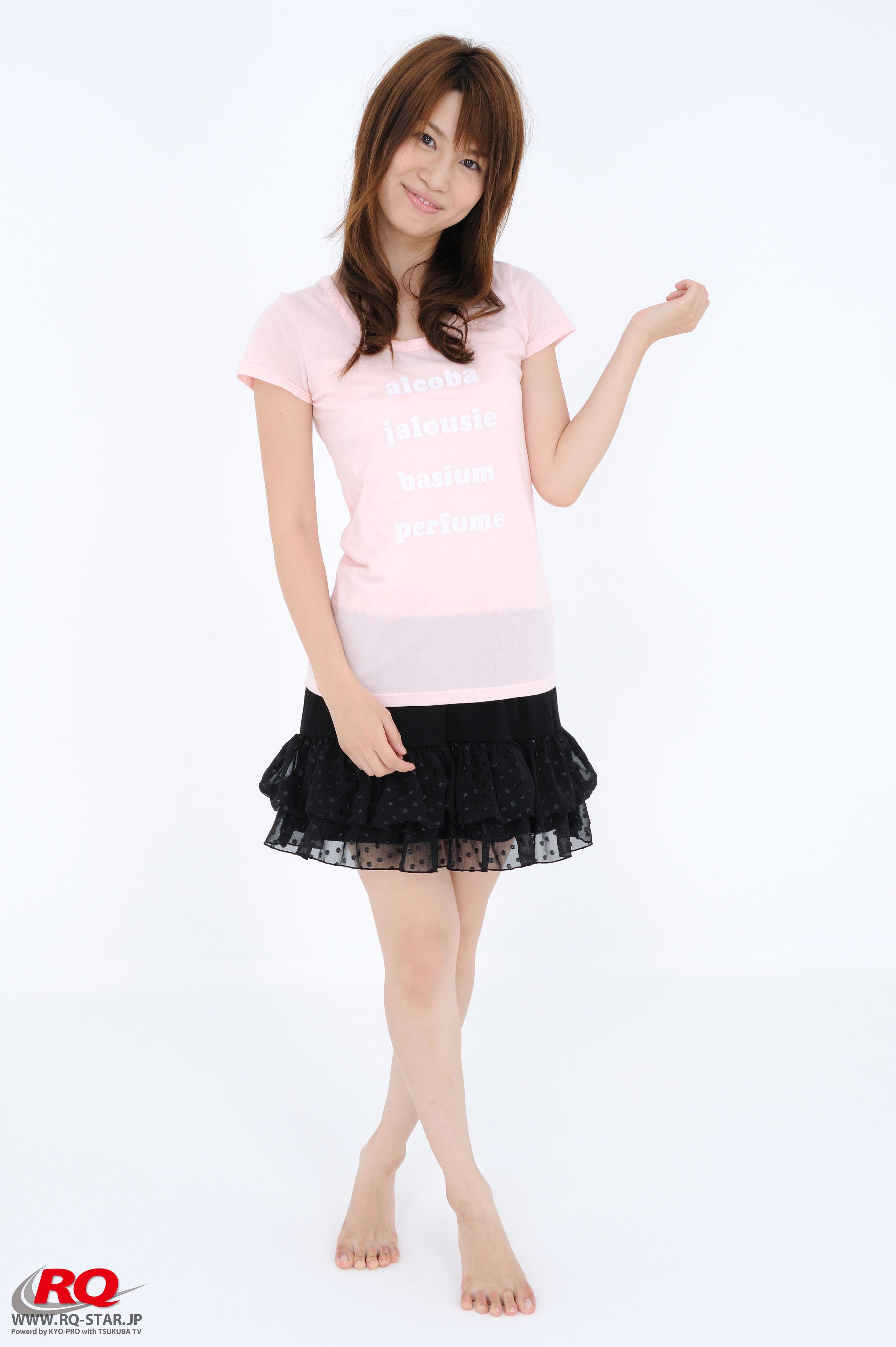 [RQ-STAR写真]NO.00039 小暮亚希（小暮あき，Aki Kogure）粉色短袖与黑色蕾丝短裙性感私房写真集,