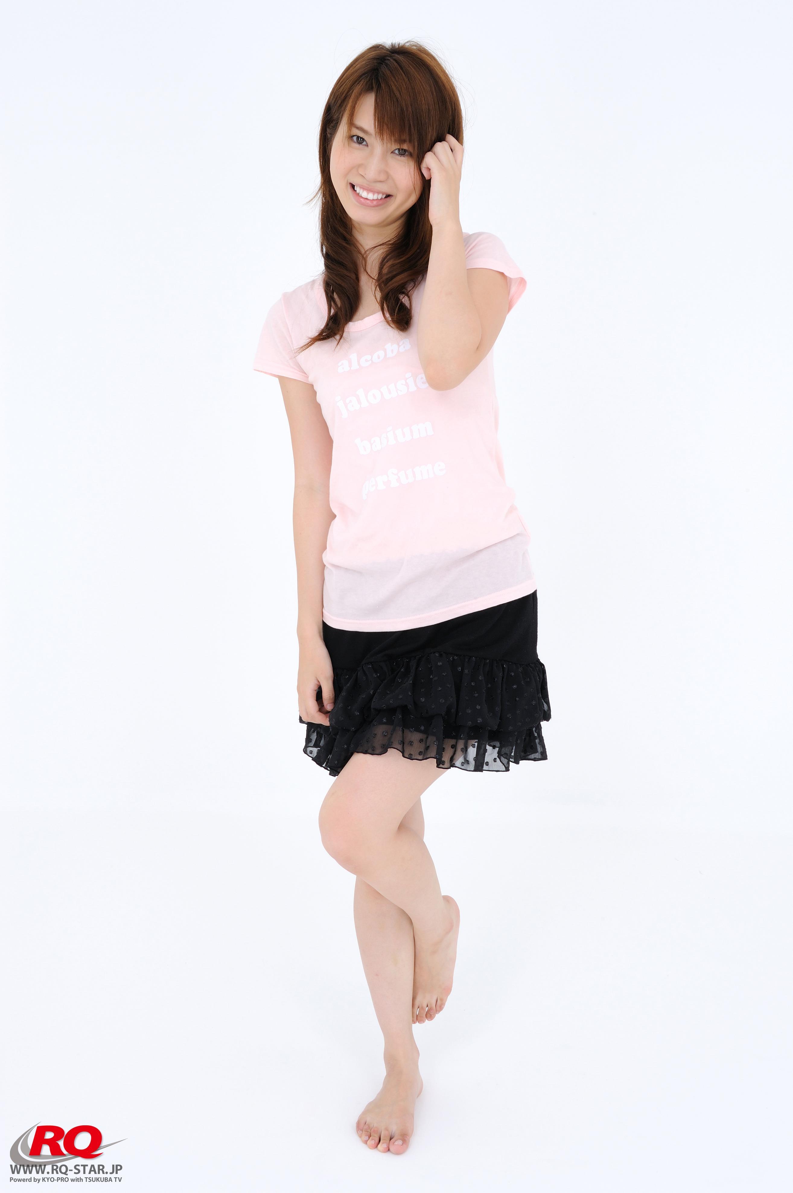 [RQ-STAR写真]NO.00039 小暮亚希（小暮あき，Aki Kogure）粉色短袖与黑色蕾丝短裙性感私房写真集,