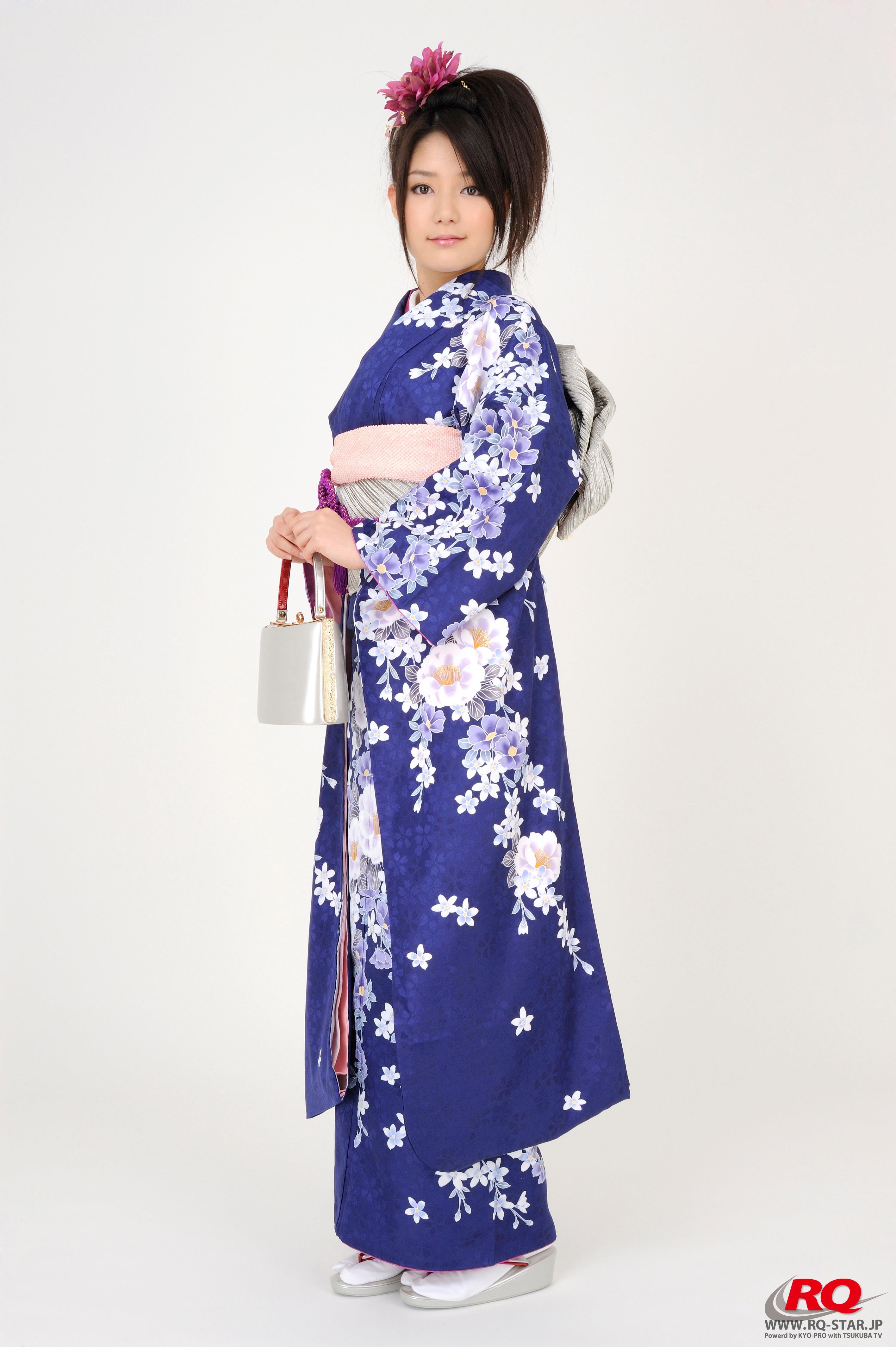 [RQ-STAR写真]NO.00068 古崎瞳（Hitomi Furusaki） 蓝色优雅和服謹賀新年,