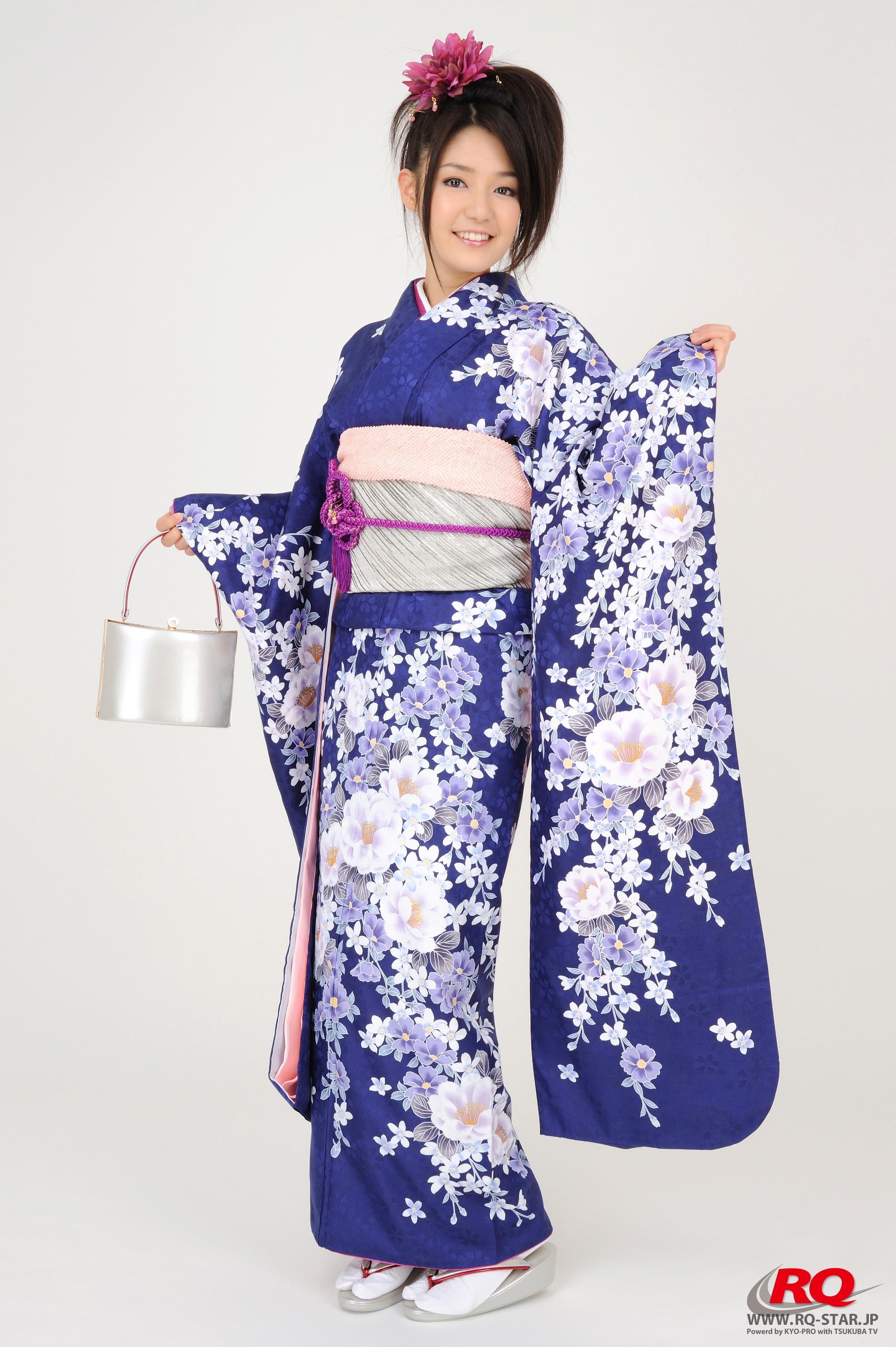 [RQ-STAR写真]NO.00068 古崎瞳（Hitomi Furusaki） 蓝色优雅和服謹賀新年,