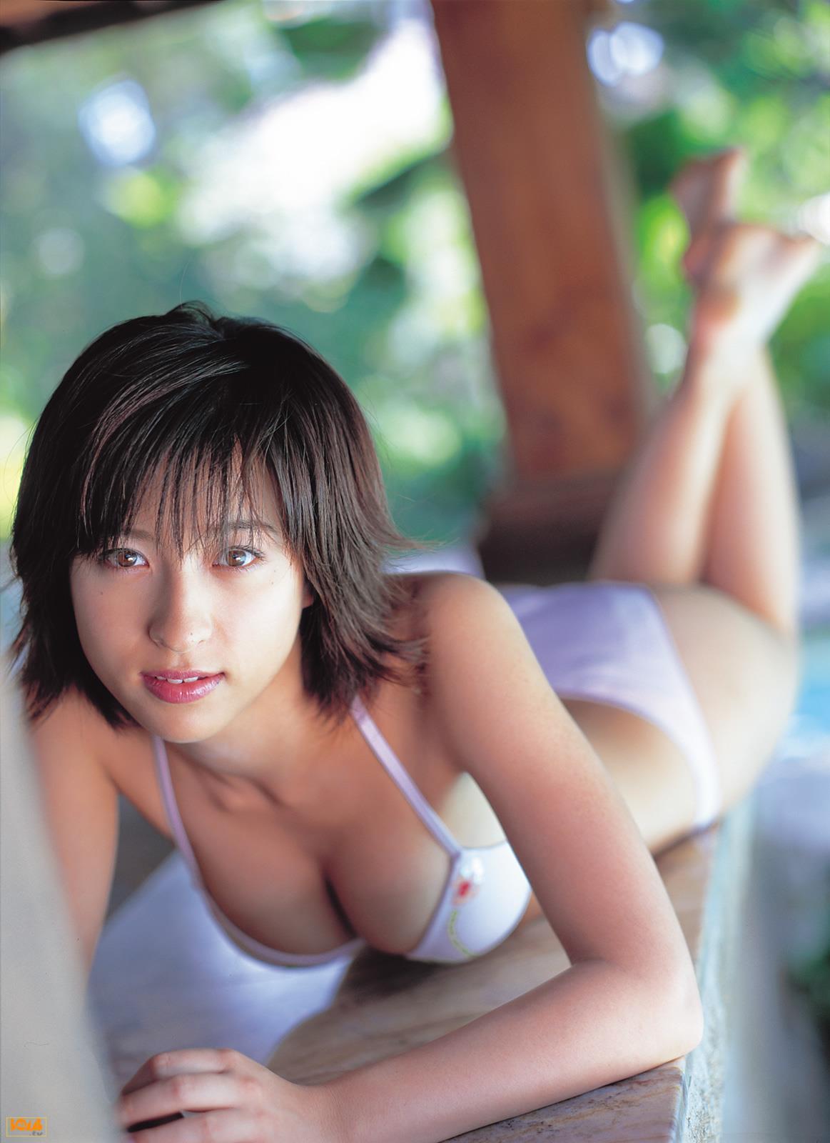 [BOMB.tv]写真2003年 仲根かすみ（仲根霞，Kasumi Nakane）性感比基尼泳装私房写真集,