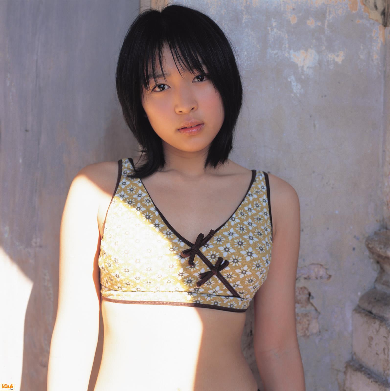 [BOMB.tv]写真2003年 めいてぃー（黑川芽以，Mei Kurokawa）休闲服饰与比基尼泳装性感写真集,