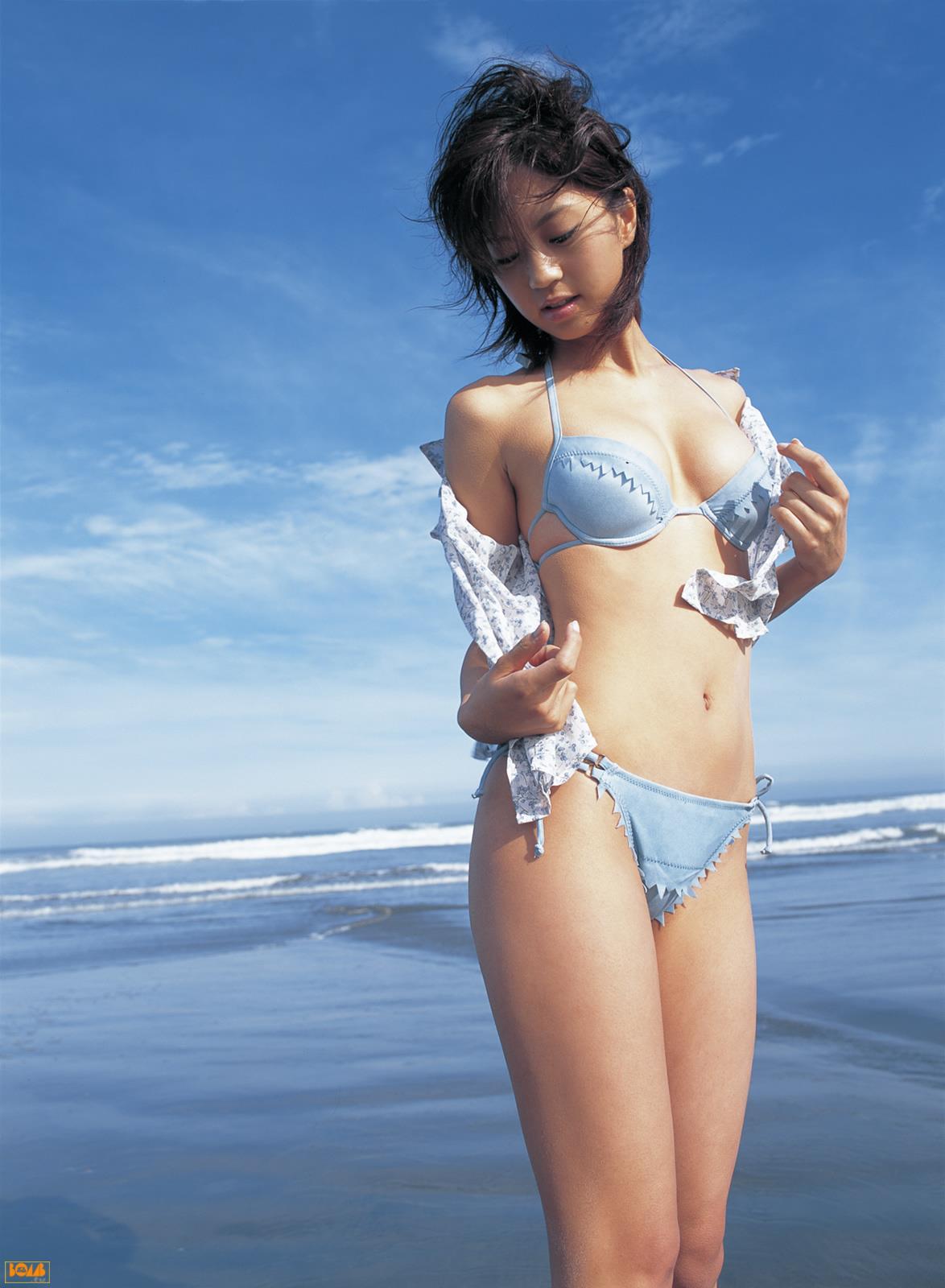 [BOMB.tv]写真2003年 やすだ みさこ（安田美沙子，Misako Yasuda）比基尼泳装与性感内衣私房写真集,