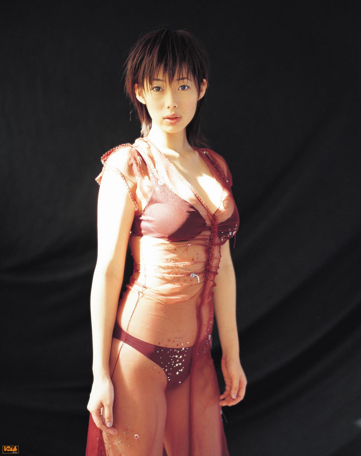 [BOMB.tv]写真2003年 いのうえ わか（井上和香, Waka Inoue）性感比基尼泳装私房写真集,