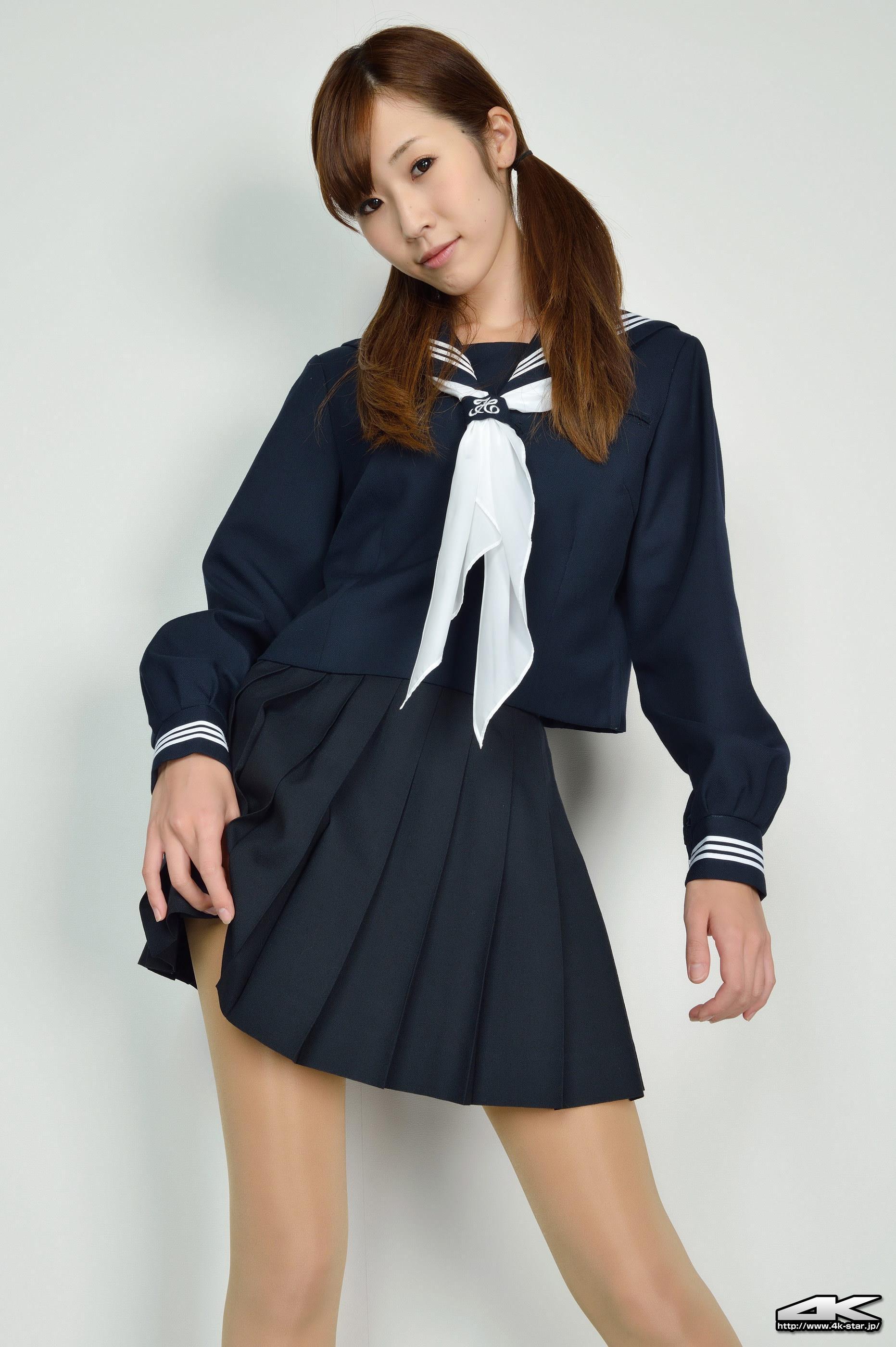 [4K-STAR套图]No.00102 北村奈緒 Nao Kitamura 蓝色高中女生制服与蓝色短裙加肉色丝袜美腿性感私房写真集,