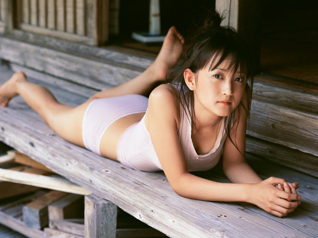[Wanibooks(WBGC)]2005.04 No.10 小松彩夏（こまつ あやか，Ayaka Komatsu）高中女生制服与性感内衣及比基尼泳装私房写真集,