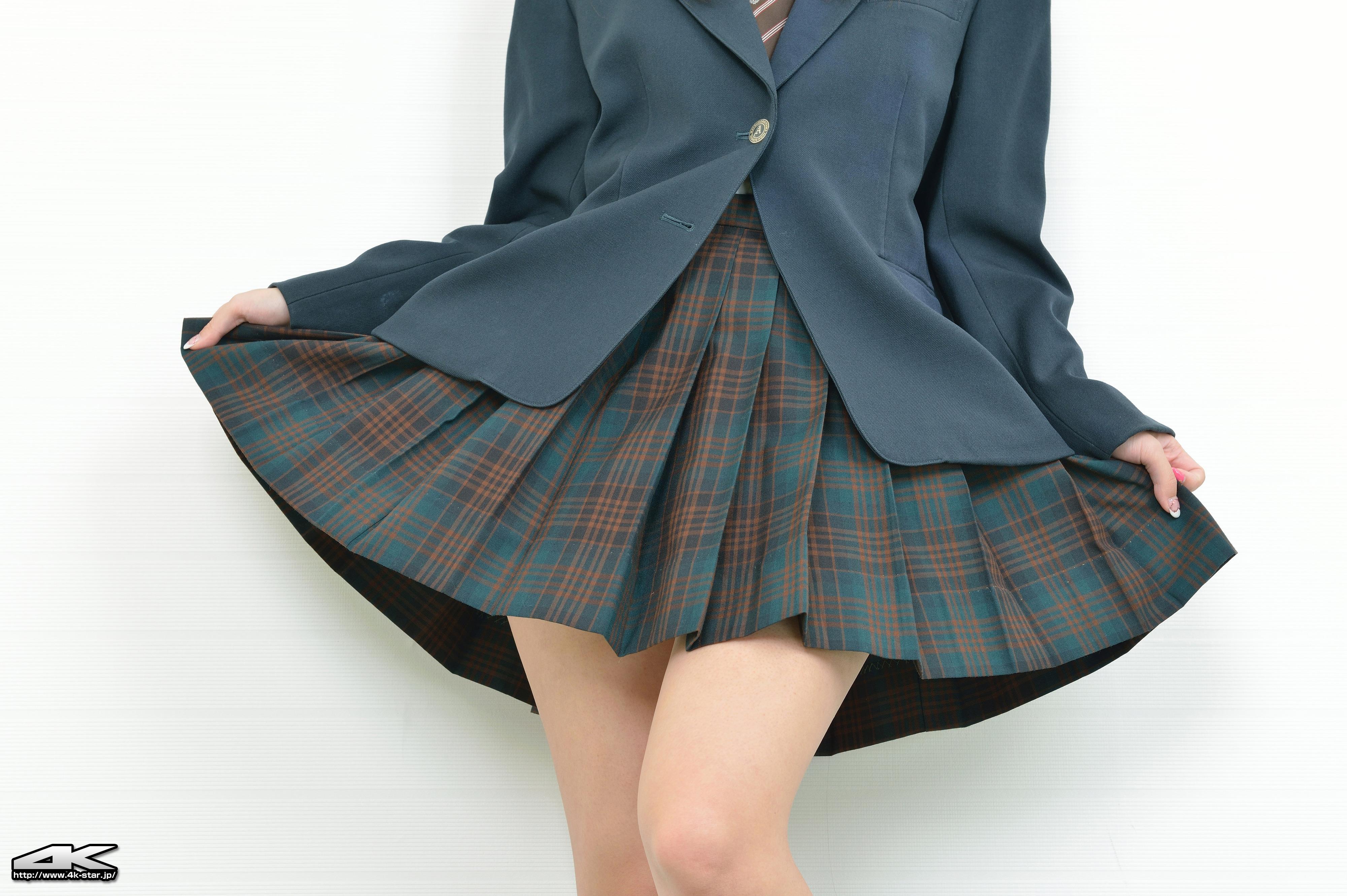 [4K-STAR套图]NO.00122 高橋七海（高桥七海，Nanami Takahoshi）蓝色高中女生制服短裙性感私房写真集,