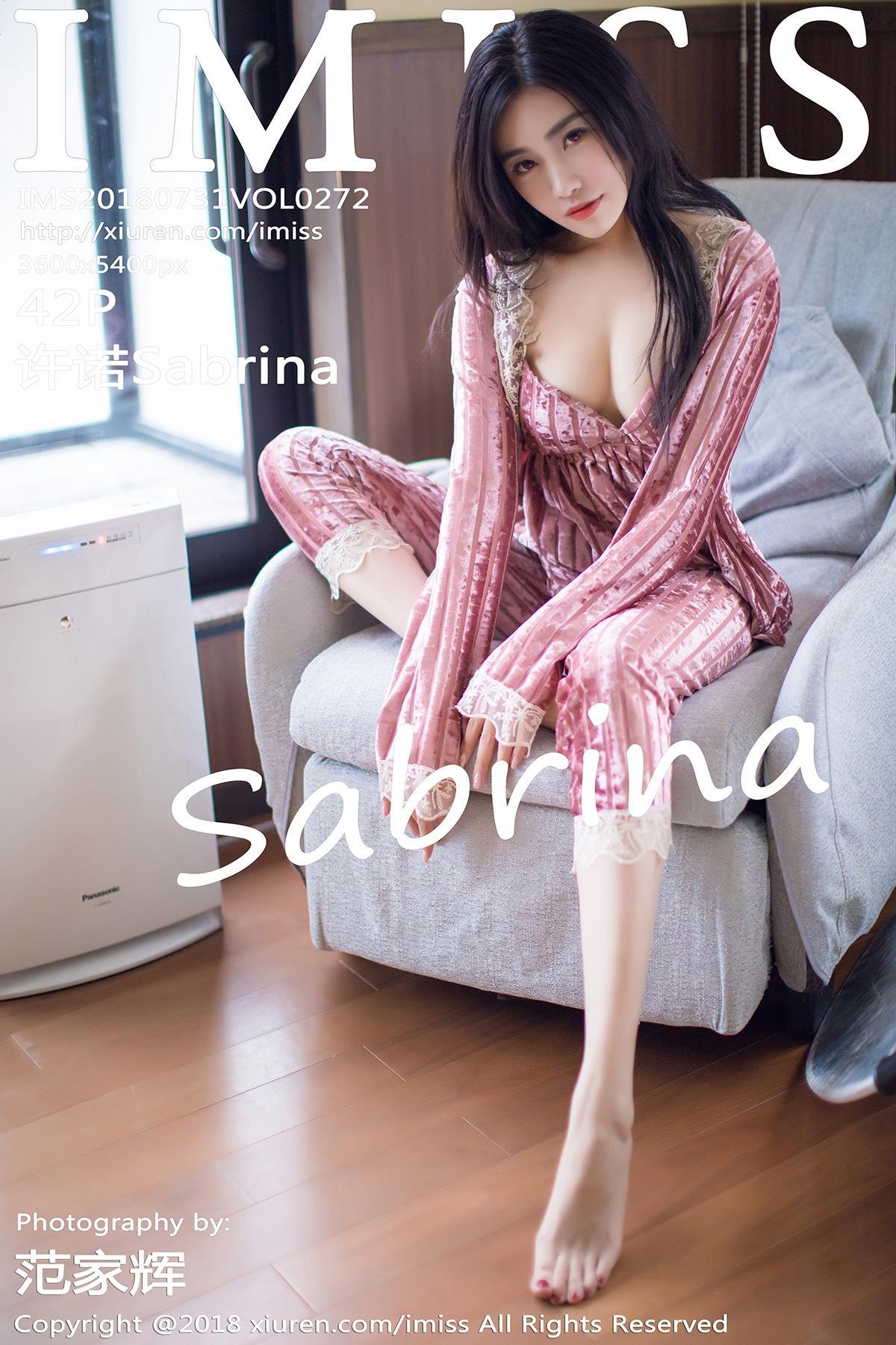 [IMISS爱蜜社]IMS20180731VOL0272 许诺Sabrina 粉色睡衣及白色毛衣与黑色短裙加肉色丝袜美腿性感私房写真集,