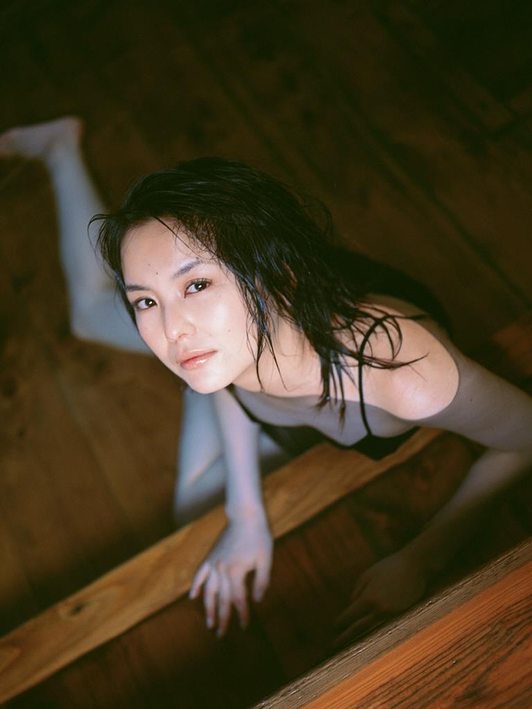[Wanibooks(WBGC)]2005.07 No.13 Keiko Kubo 久保惠子 性感和服与比基尼泳装居家私房写真集,
