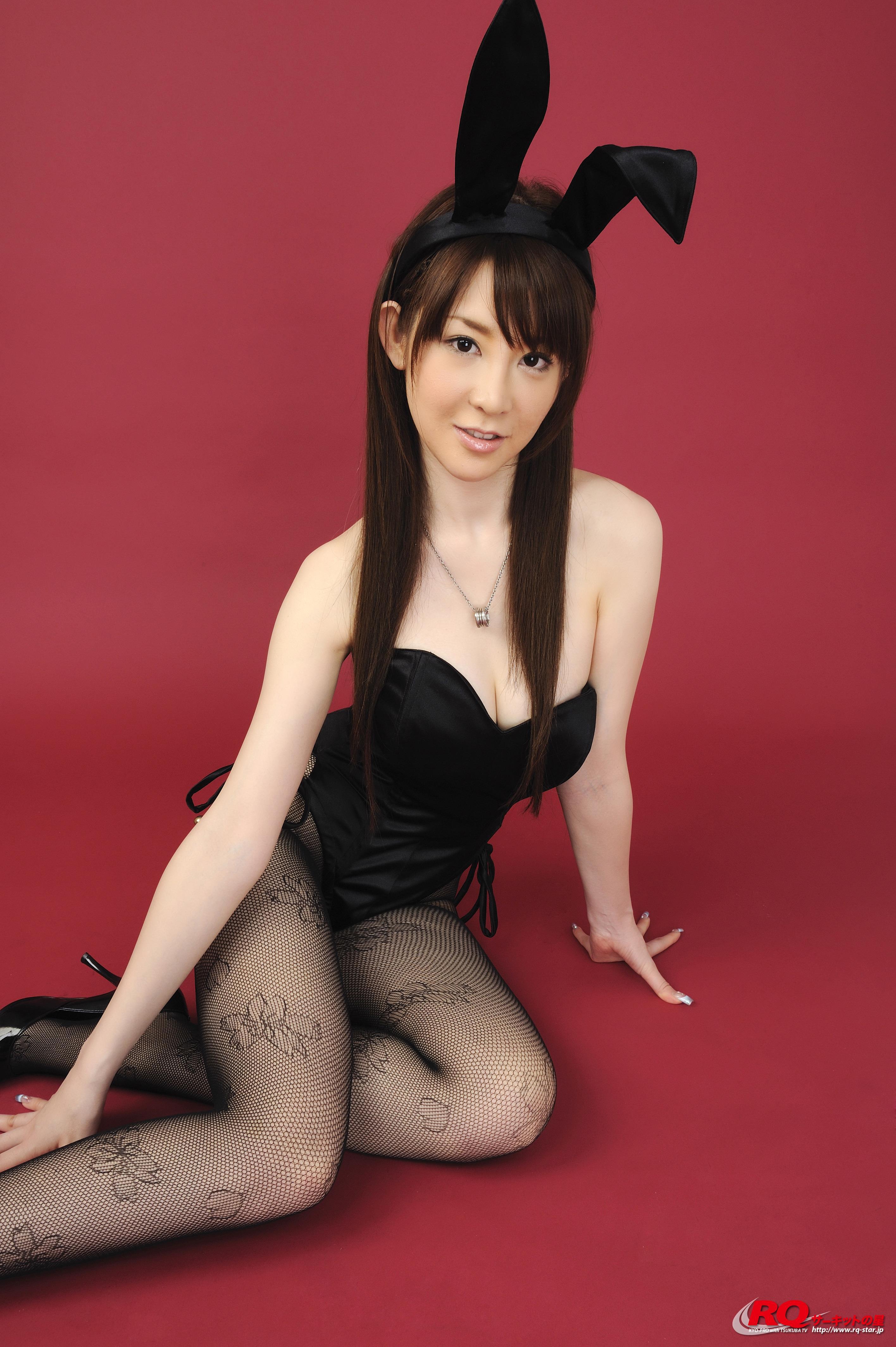 [RQ-STAR写真]NO.00125 Yuko Nakamura 中村优子 黑色性感兔女郎制服内衣与黑色丝袜美腿私房写真集,