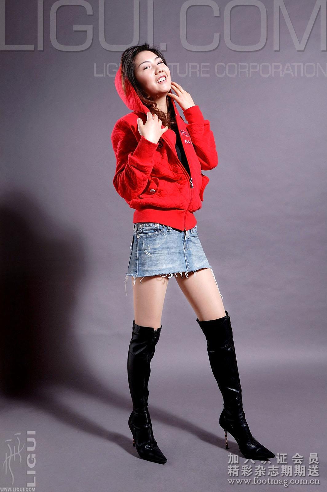 [Ligui丽柜会所]2007-04-02 丝丝 红色外套与牛仔短裙加黑色皮靴性感私房写真集,