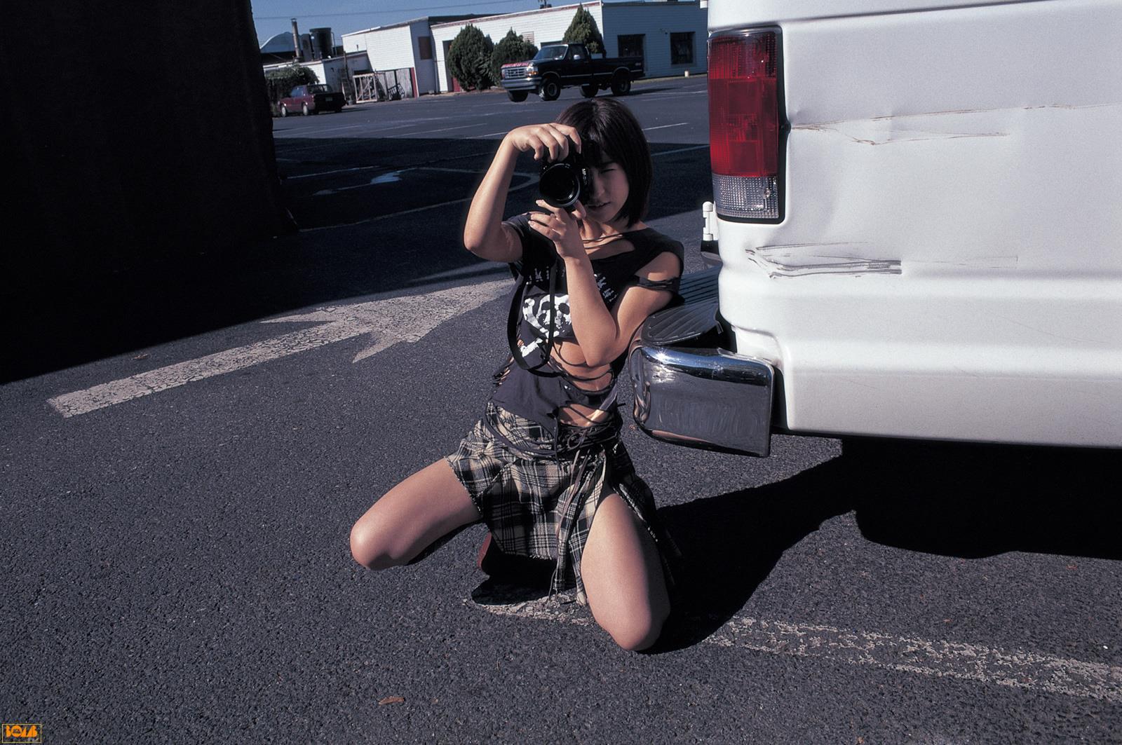 [BOMB.tv]写真2004年 仲根かすみ（仲根香澄，仲根霞，Kasumi Nakane）比基尼泳装与性感内衣私房写真集,