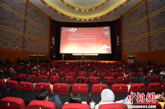1月11日晚，《飞翔吧！埼玉》作为此次“日本新片展”开幕影片，在上海大光明电影院举行世界首映。官方供图