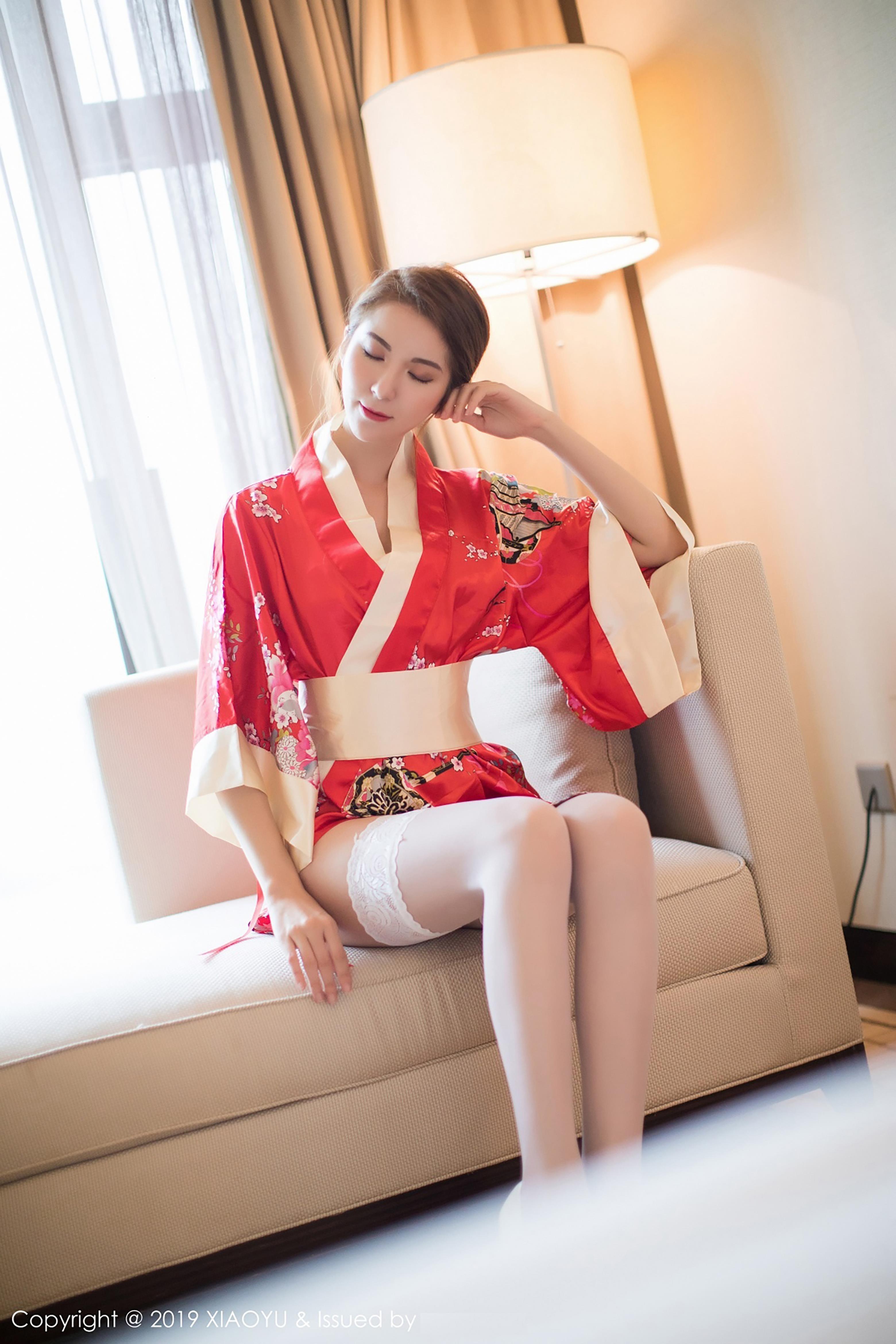 [XIAOYU语画界]YU20190129VOL0014 Carry 红色和服加白色丝袜美腿性感私房写真集,