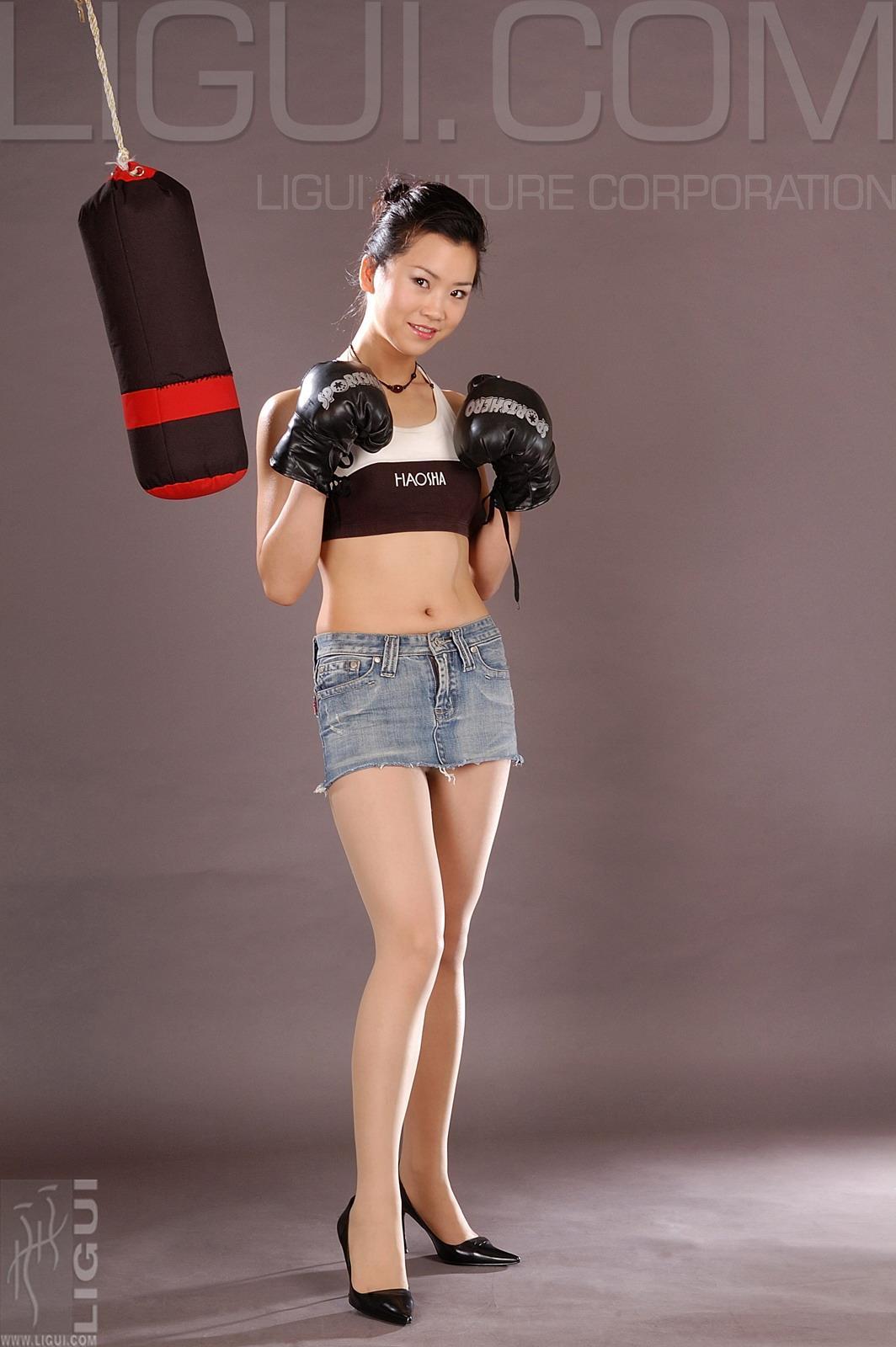 [Ligui丽柜会所]2008-02-12 搏擊女郎 由美 运动内衣加牛仔短裙性感私房写真集,