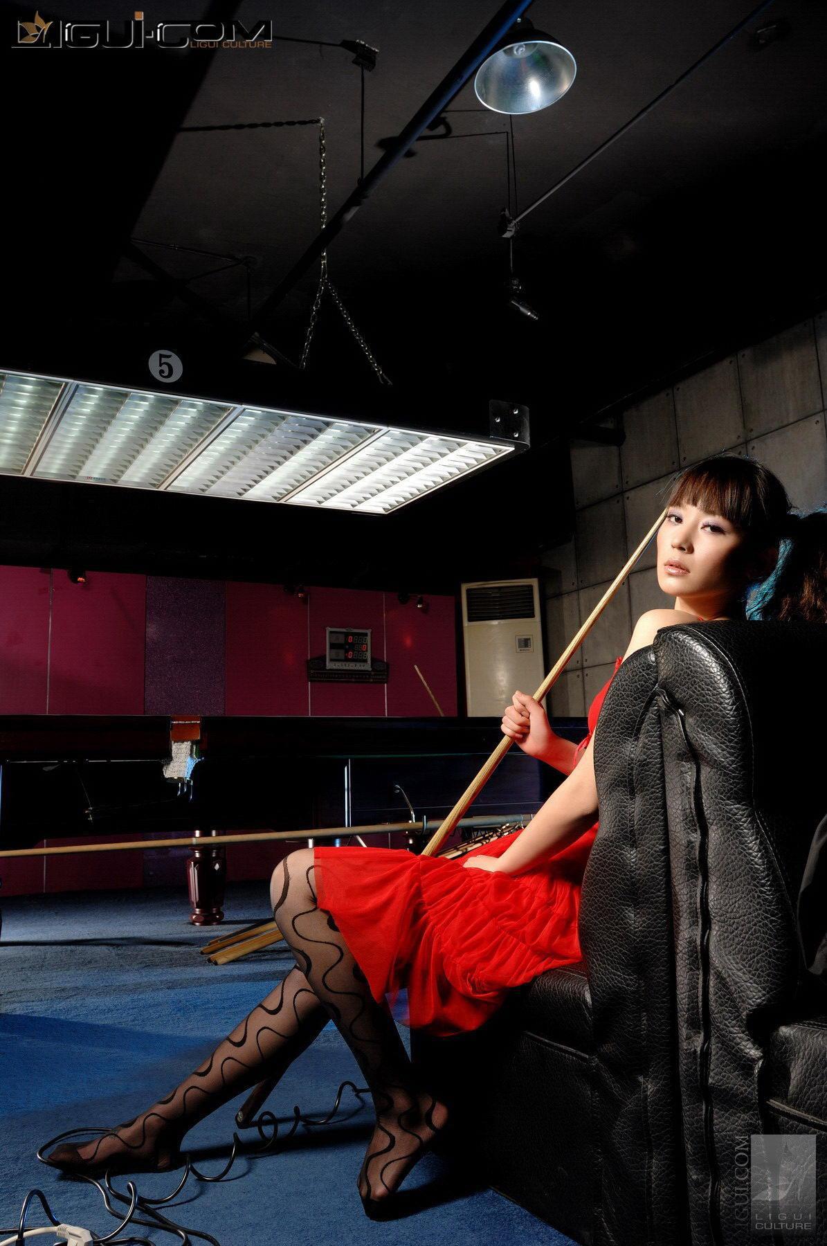 [Ligui丽柜会所]2008-06-15 台球室里的刹人机器 咪惠美 红色吊带连衣裙加黑色丝袜美腿性感私房写真集,