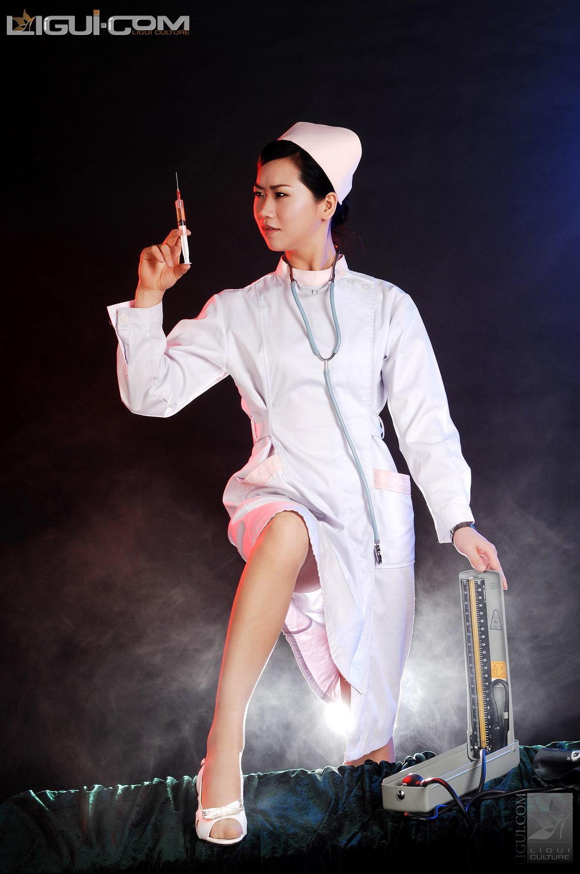 [Ligui丽柜会所]2008-06-30 性感女护士 由美 白色制服加肉色丝袜美腿玉足私房写真集,